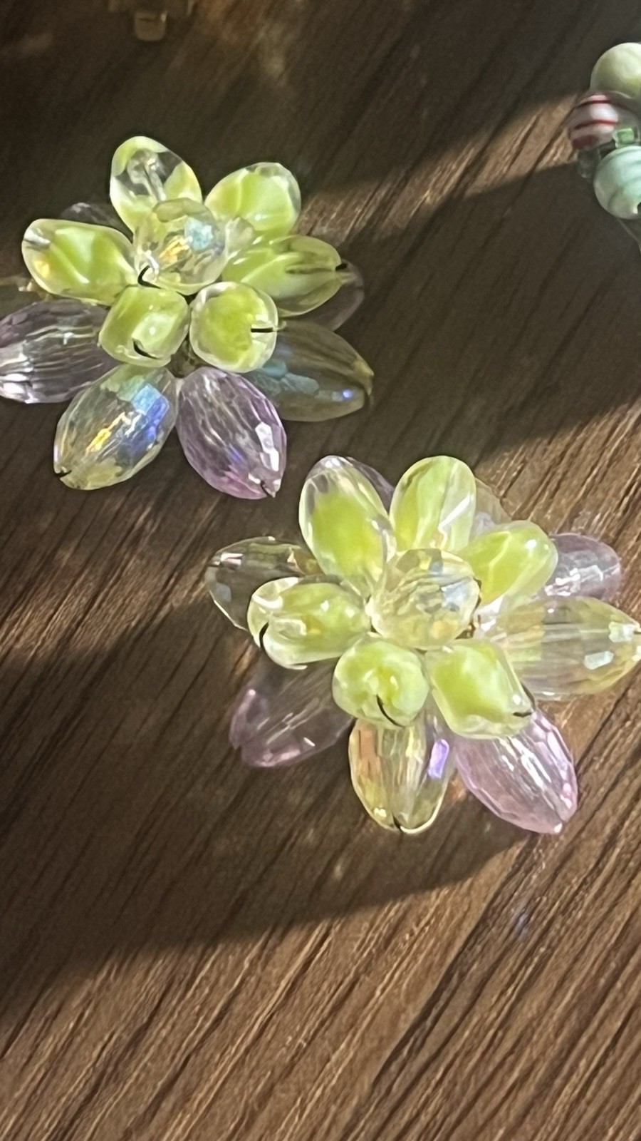 Lot -10 CLUSTER BEADED’ CLIP ON EARRINGS Pinks/purples/white/green gold Costume