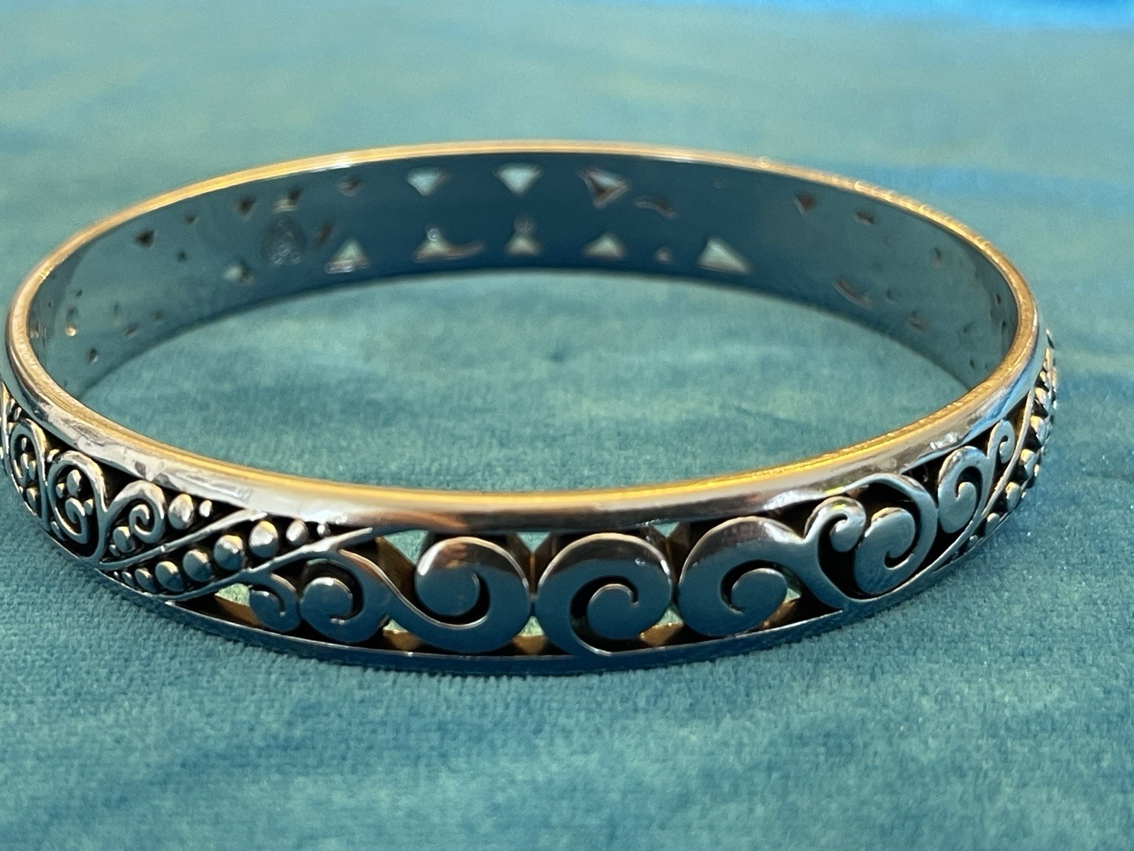 Vintage Brighton Silver Plated 8 1/4” Bangle Bracelet Fillagree Signed 20 1/2cm