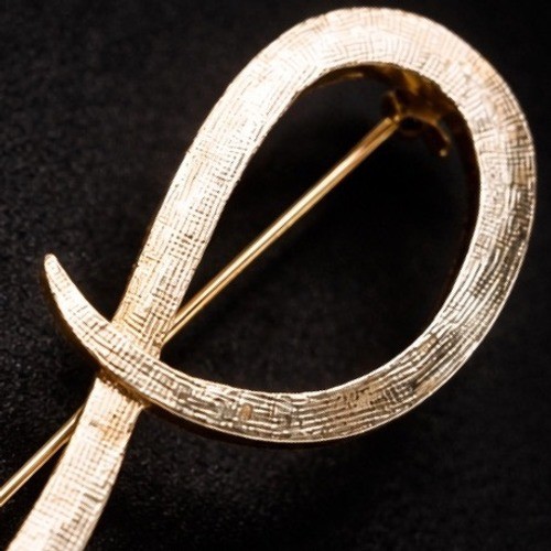 Vintage Monogram Allison Reed Gold Textured Script Letter P Initial Brooch Pin
