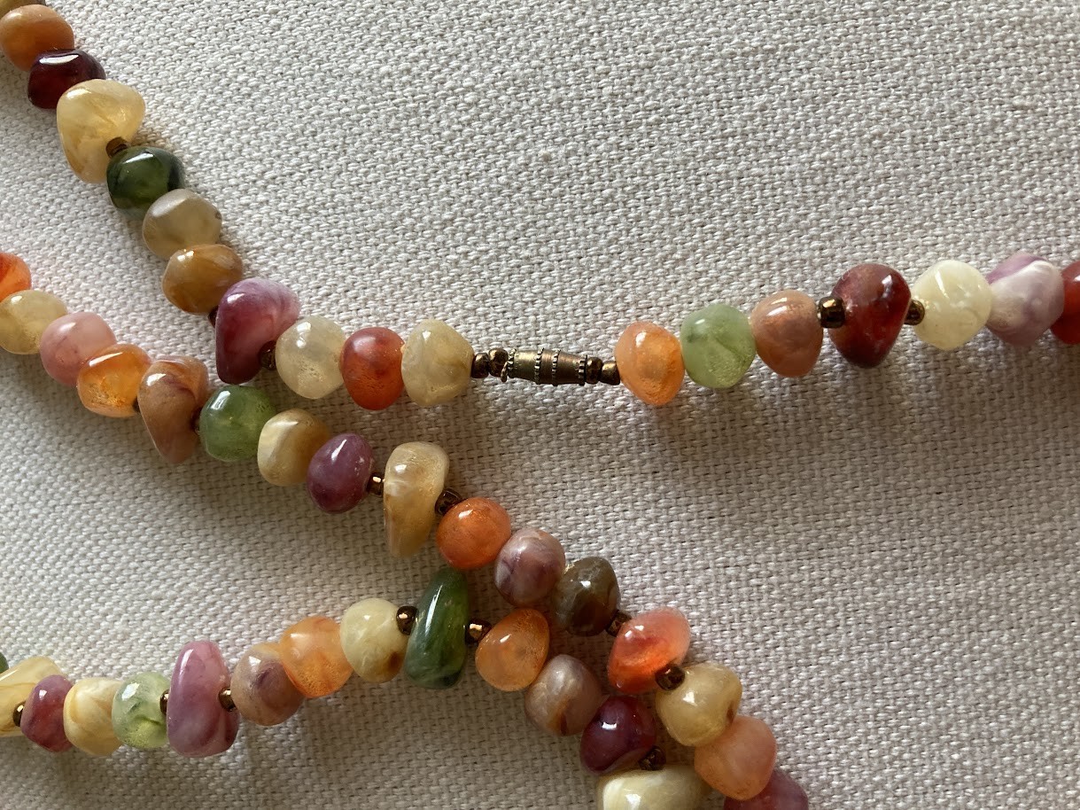 Vintage Estate Multicolor Plastic Faux Stone Necklace Natural Earthtones 35 inch