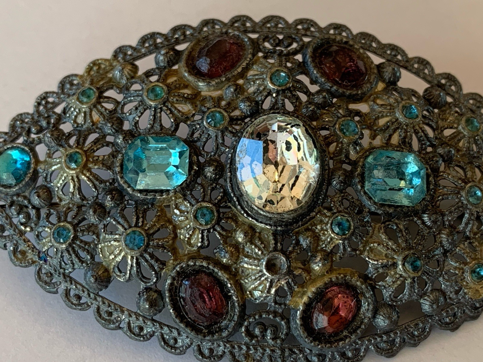 New England Glass Works Antique Brooch Pin Rhinestones Filigree Marked