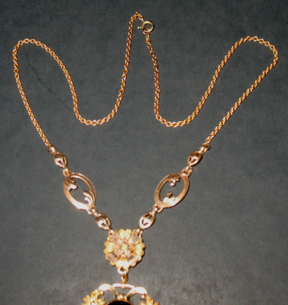 Fabulous Victorian 10k 2 Color Gold Necklace W/Gemstone Black Onyx 12″ Chain