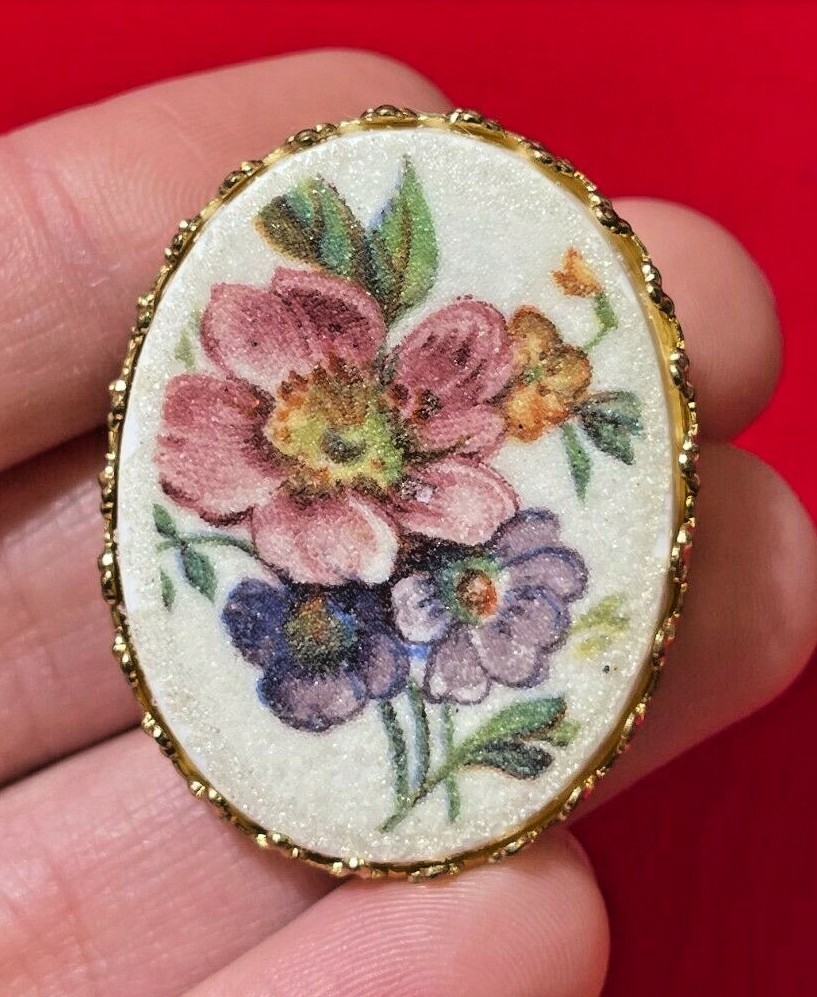 Vintage Cream Green Pink Purple Flower Lucite Scarf Clip Cameo Sugar Textured