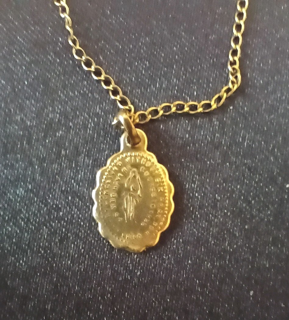Vintage 12K Gold Plated Miraculous Medal Charm Chain Necklace