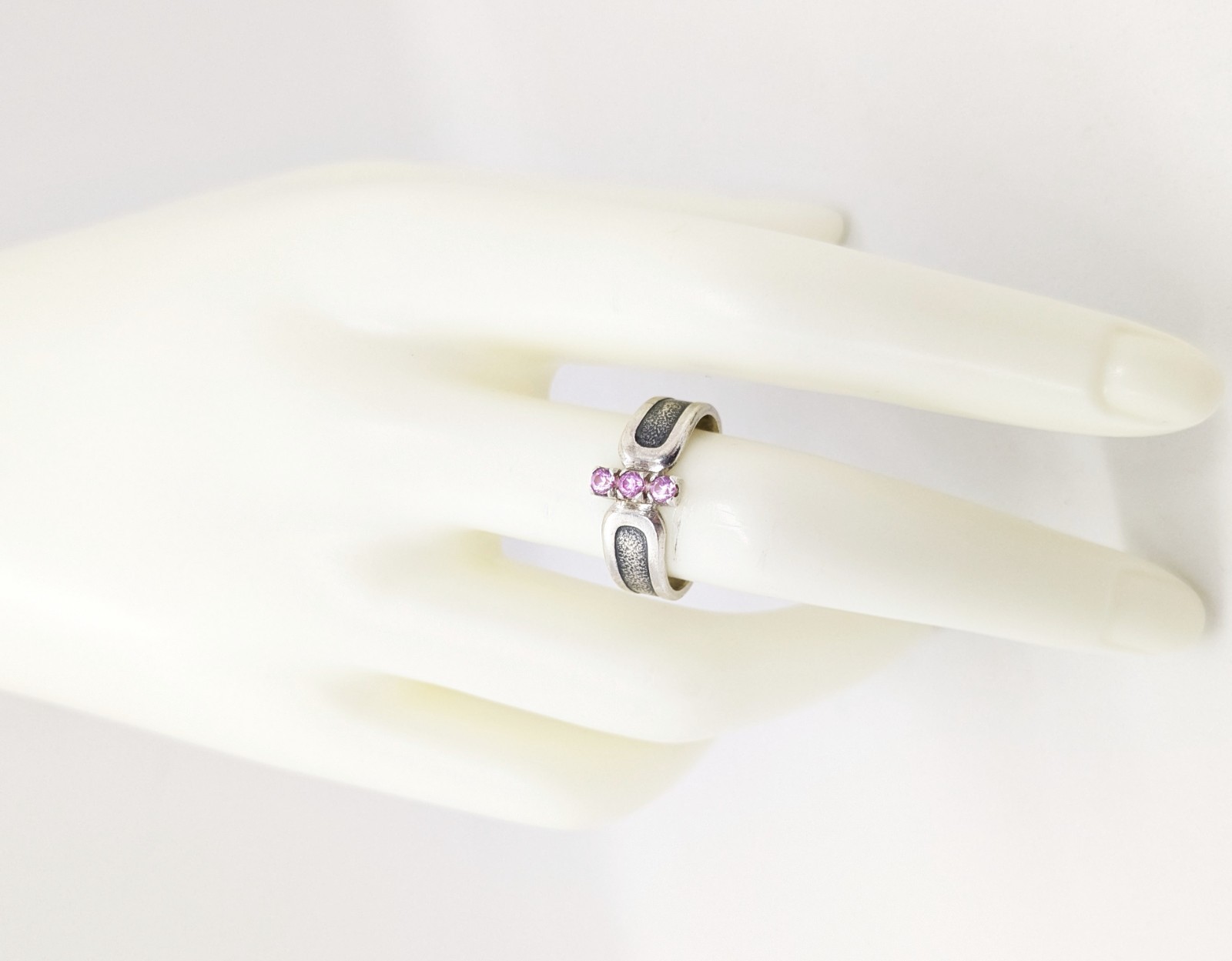 Vintage Elegant RING Silver 925 with Chic Bright Stones -size: 8US (18.5mm)| #46