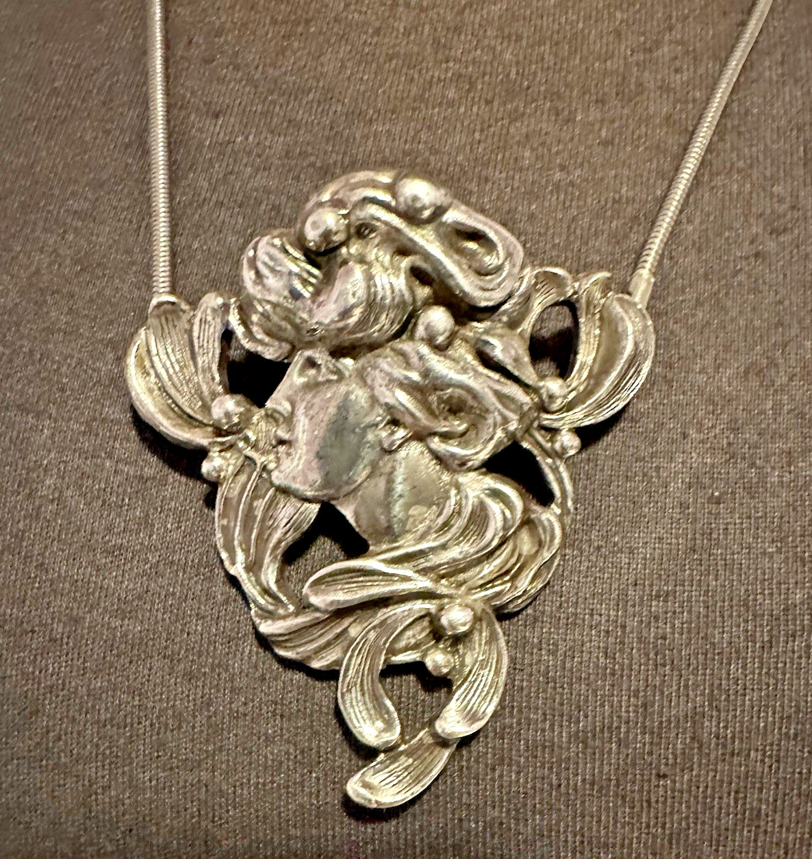 Vintage Art Nouveau W. Kerr American Beauty Woman ALVA Museum pendant necklace