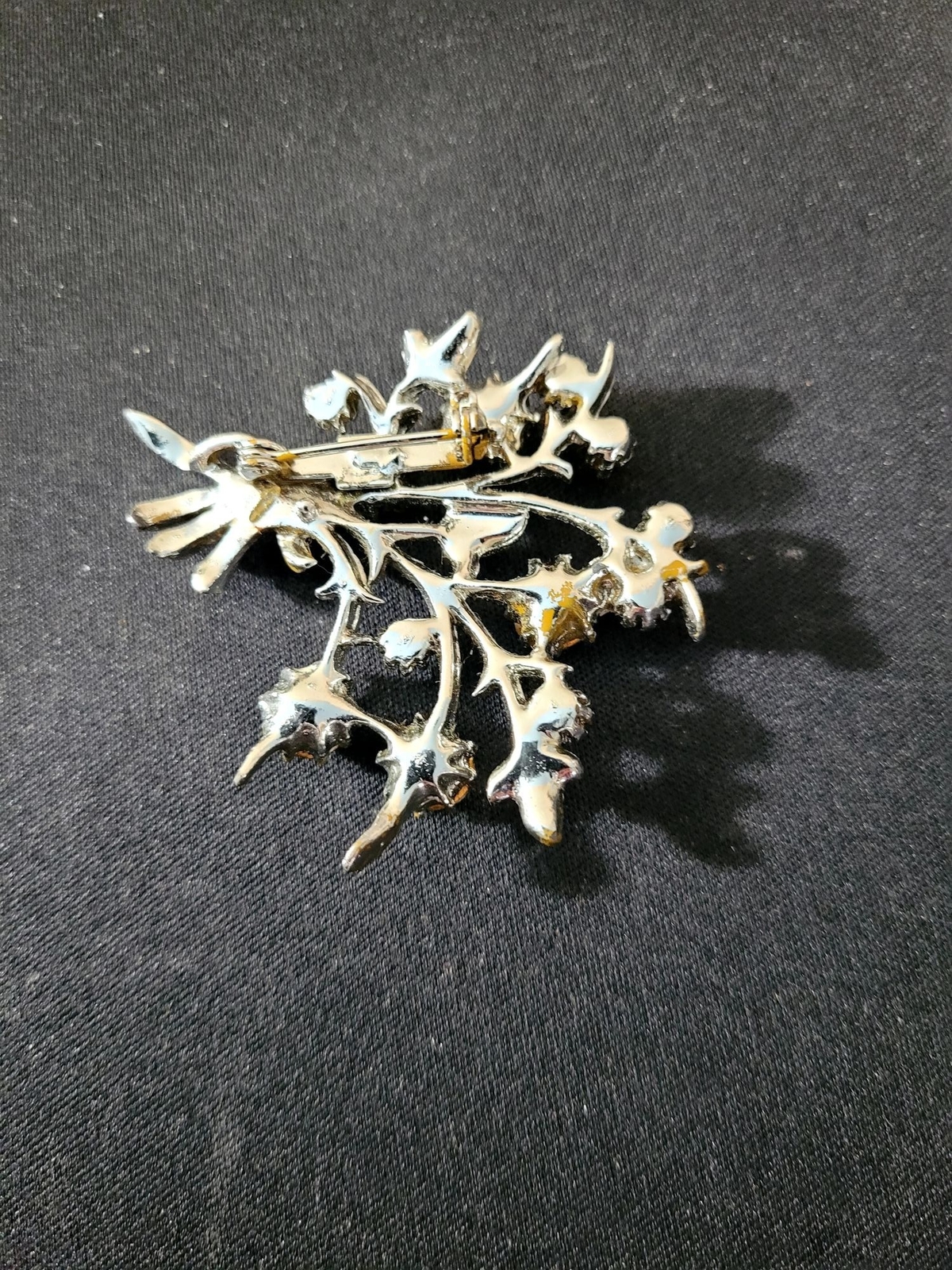 Vintage Floral Rhinestone Bouquet Design Silver Tone Jewelry Brooch