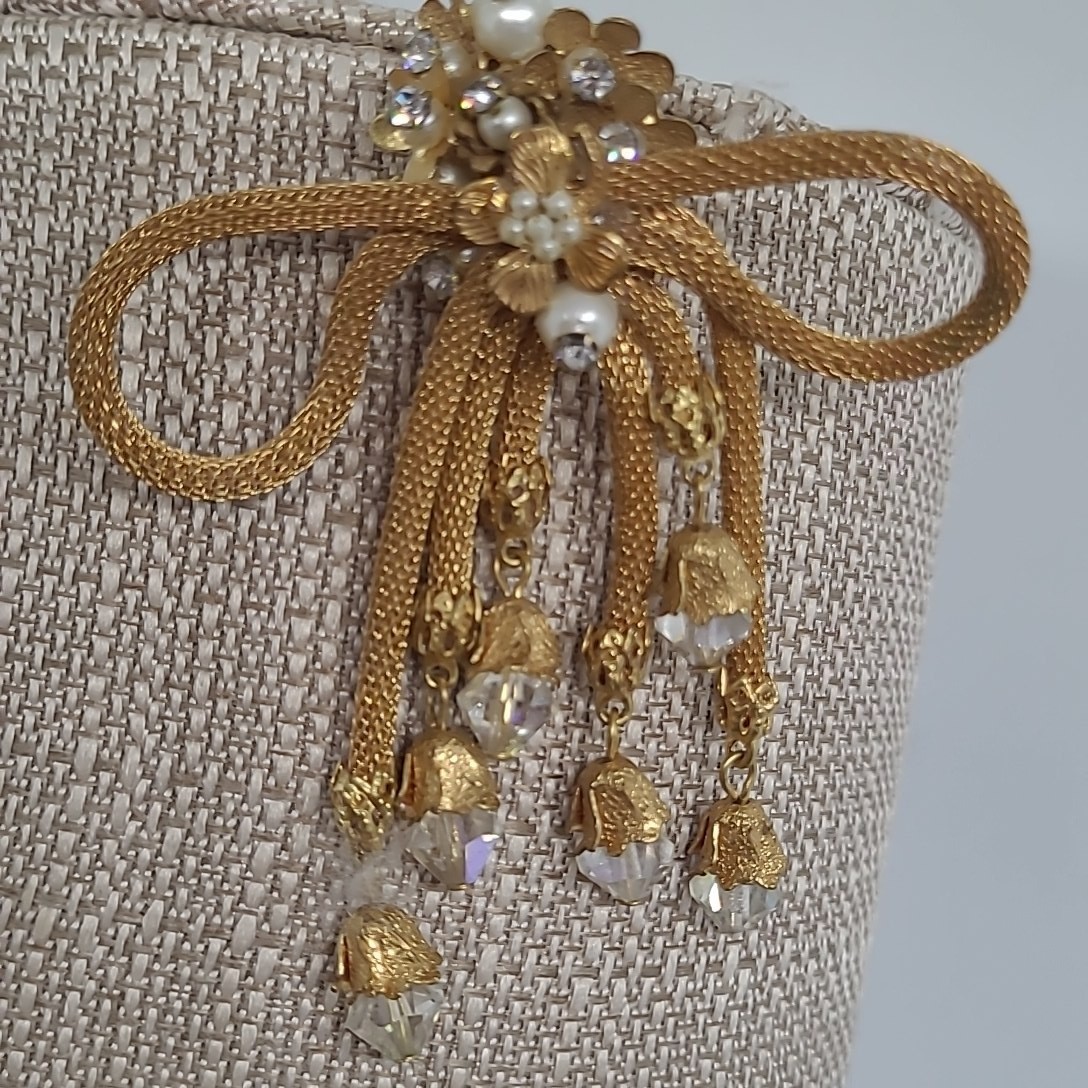 Vintage Mesh Brooch Gold Tone Pearl Rhinestone Tassel Crystal Dangle