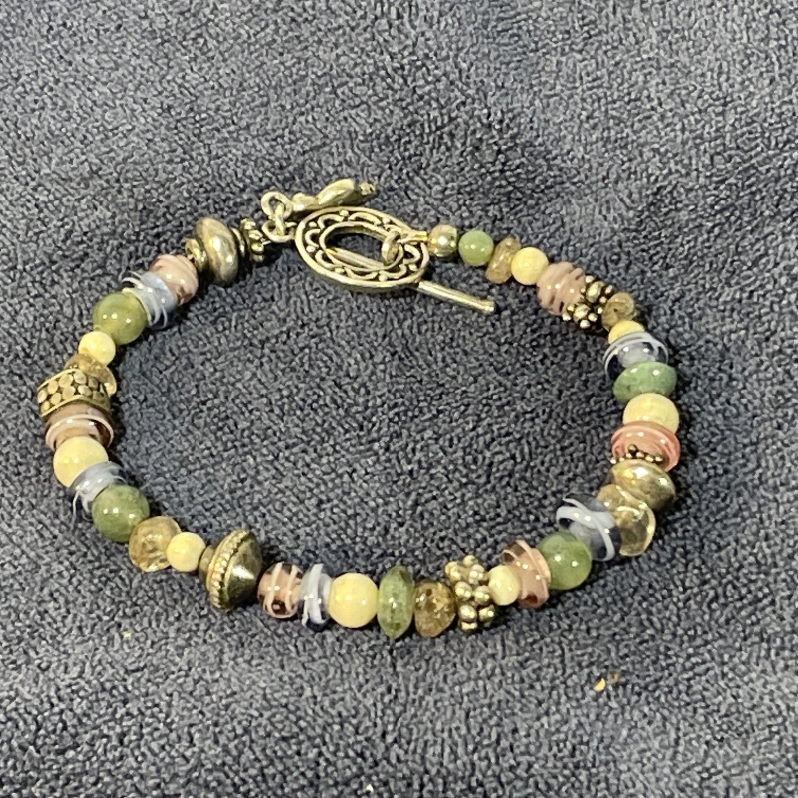 Vintage Sterling Silver Pastel Colors Beaded Bracelet Southwest Toggle Clasp 8″