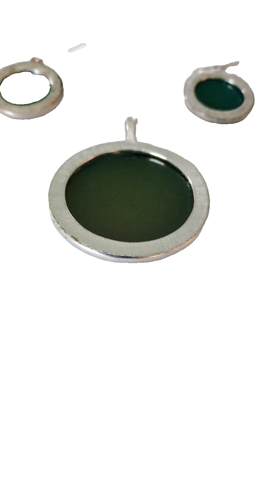 Vintage Dark Green Round 1 1/2 In D Pendant 1 In D Earrings Set Elegant Classic