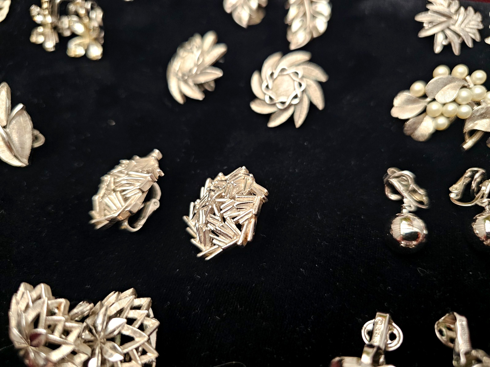 Vintage Trifari Silver Tone Rhinestone & Faux Pearl Earring Signed Lot – 18 pcs