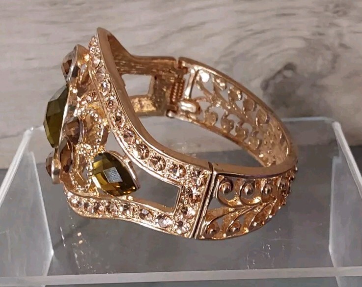 Chunky Gold Toned Fuax Gemstones Bracelet Hinged Opening