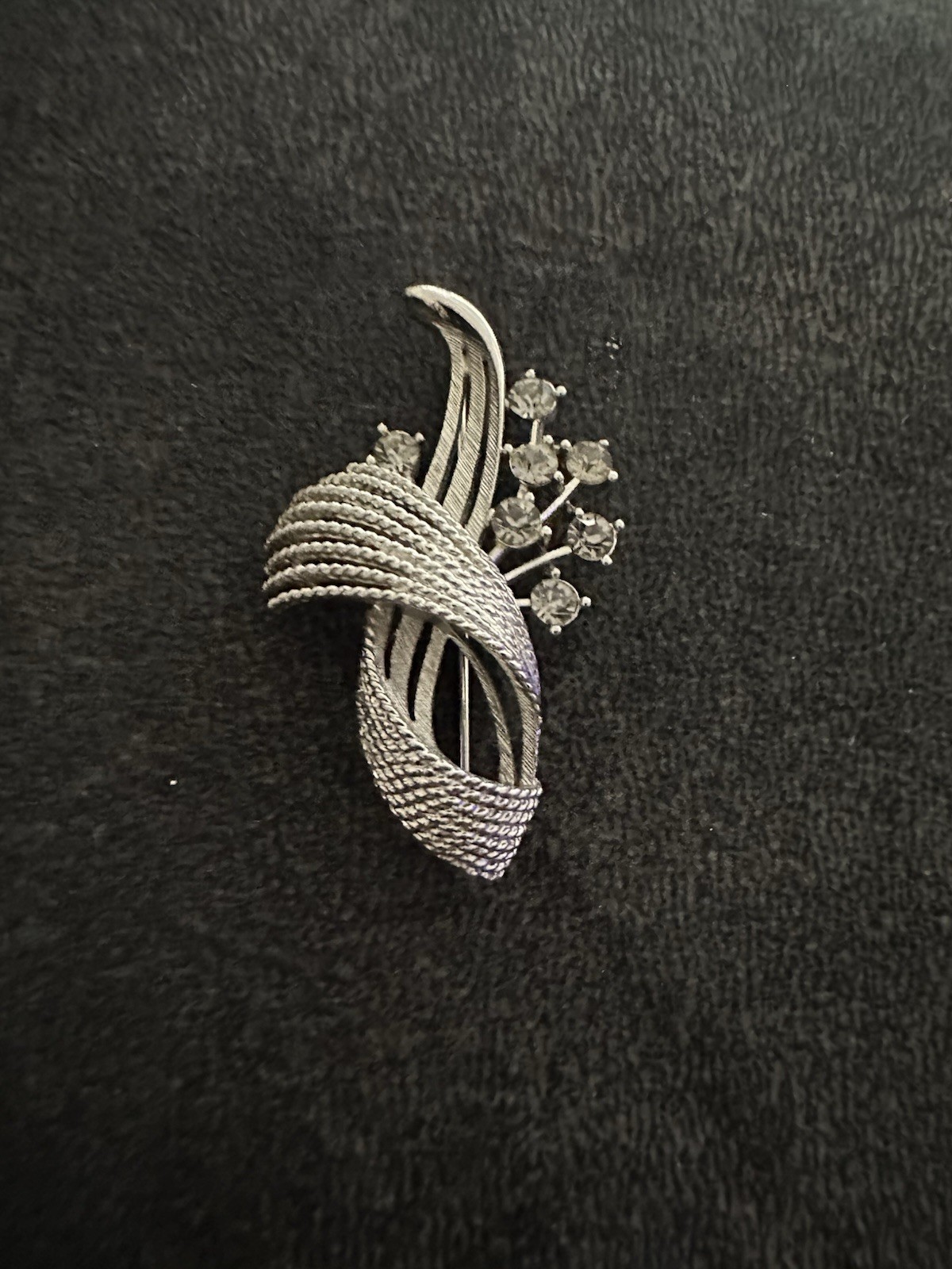 Vintage Silver Tone Swirl Ribbon Rhinestone Brooch Pin Statement Pin