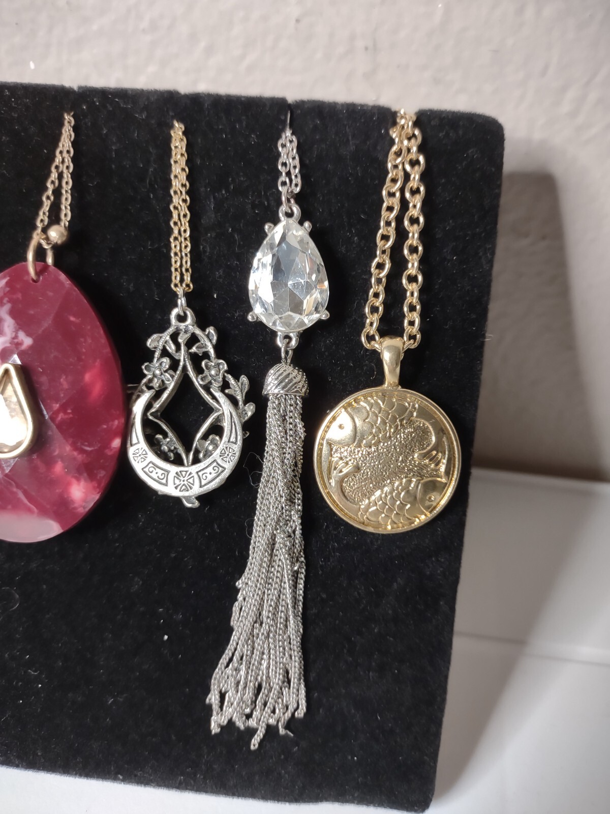 Lot Of 12 Pendant Necklaces Snowflake, Crystal, Tassel, Multicolor Lot P19