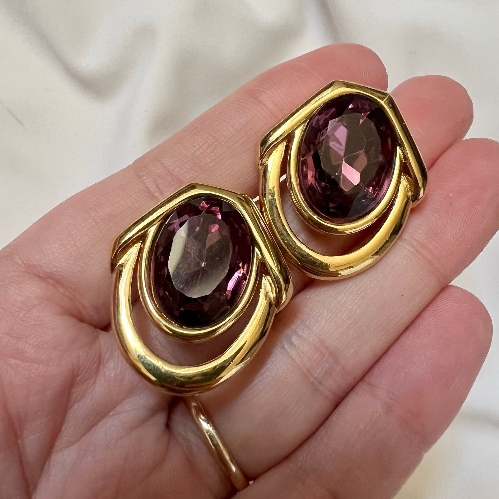 Monet Signed Purple Stone Gold Tone Costume Fashion Estate Earrings