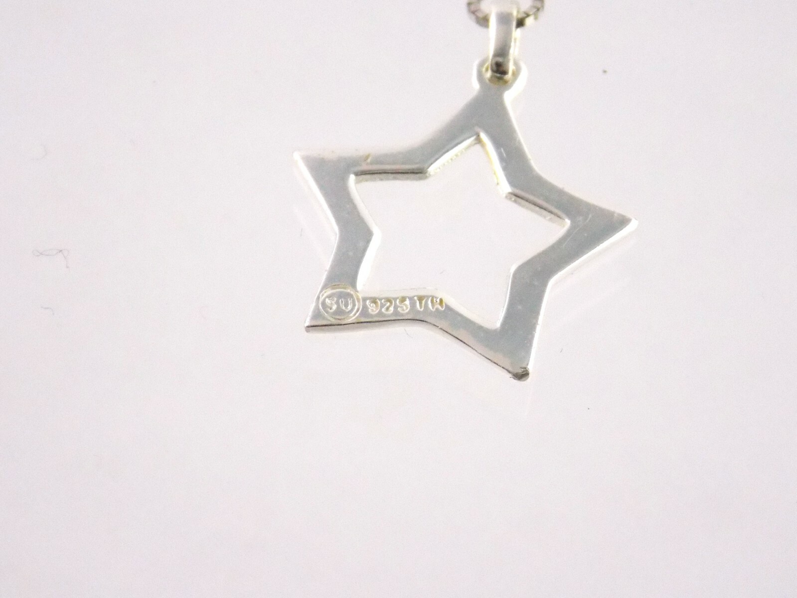 SU Star Pendant Necklace on Box Chain 925 22 Inches 2.7 Grams