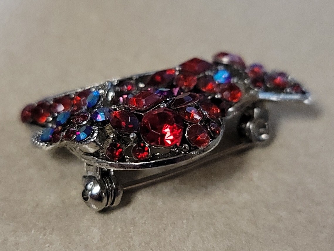 Vtg Red Hat Society Iridescent And Red Rhinestone Open Work Pin Brooch