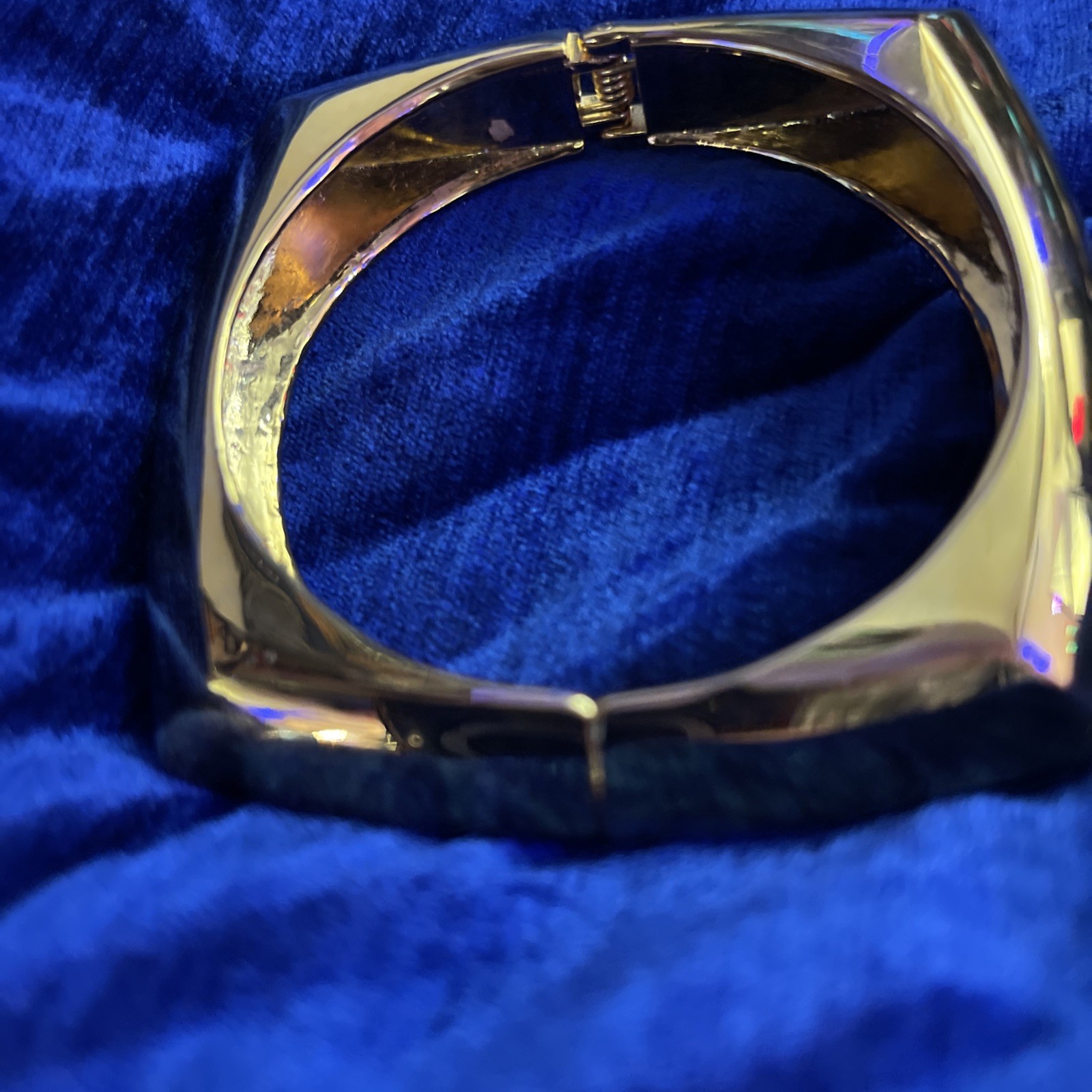 Vintage Gold Tone Hinged Bangle Bracelet, Chunky Square Cuff, Modern Minimal