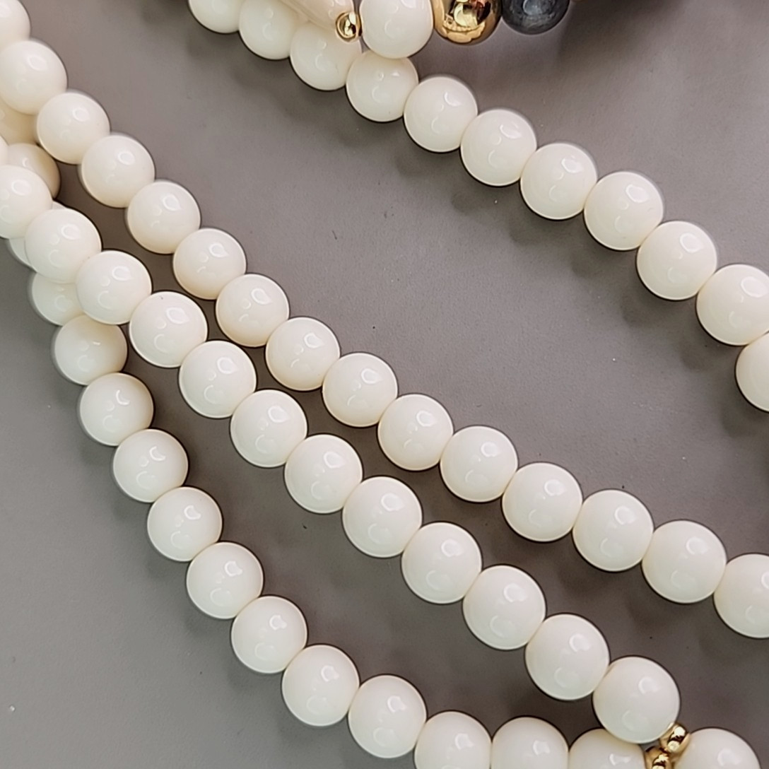 Vintage Trifari Beaded Necklace Acrylic Cream Gray Accents Layered 29″