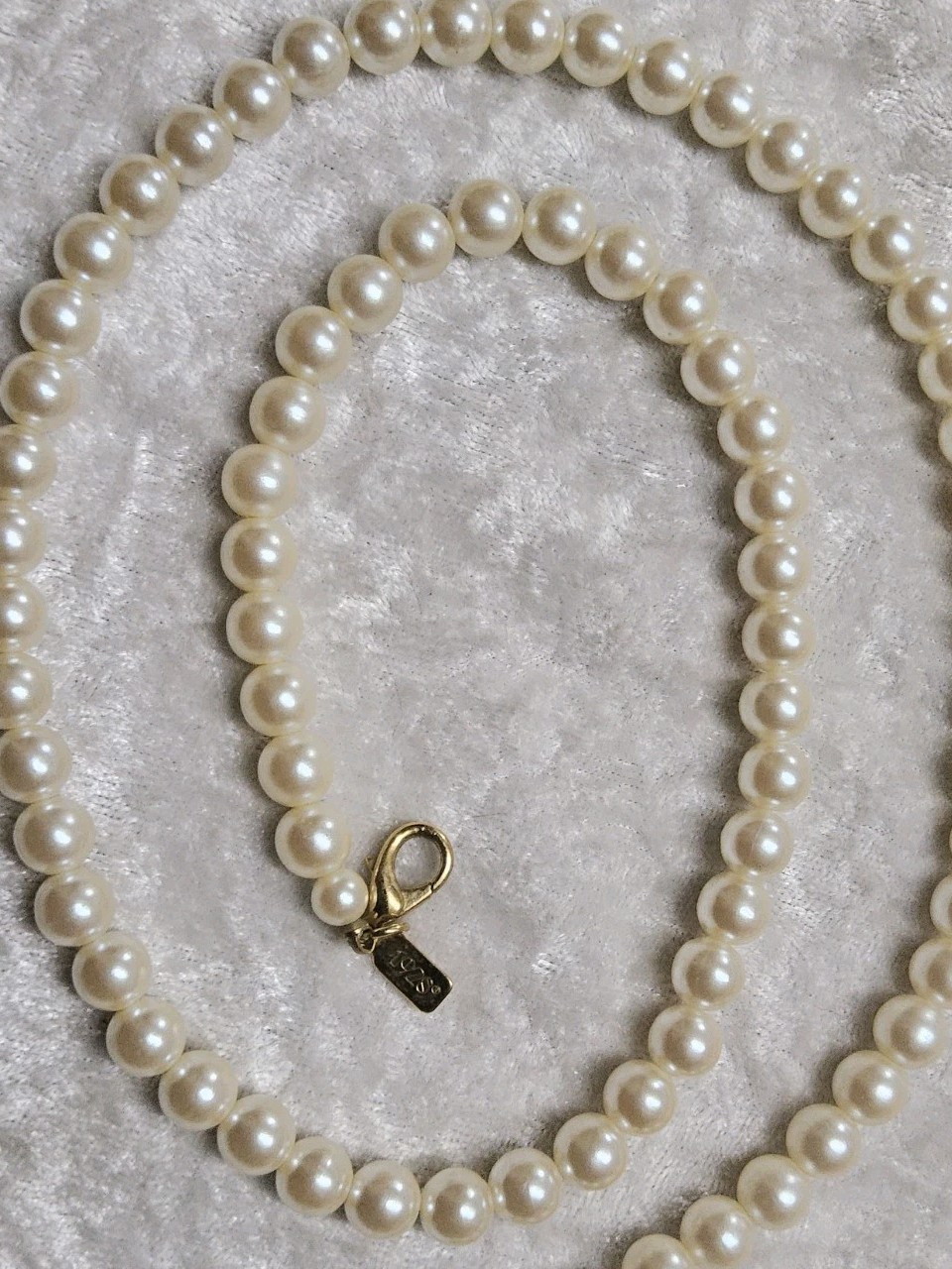 1928 Brand Faux Pearl Necklace Cream Off White Beaded Costume Jewelry Gift