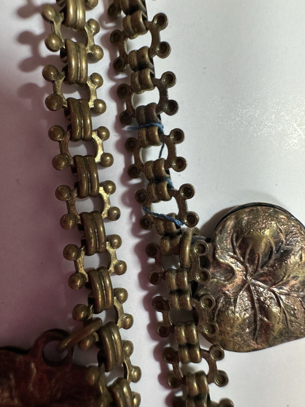 Vintage Necklace Realstic Leaf Pendant Fringe Book Chain Box Clasp
