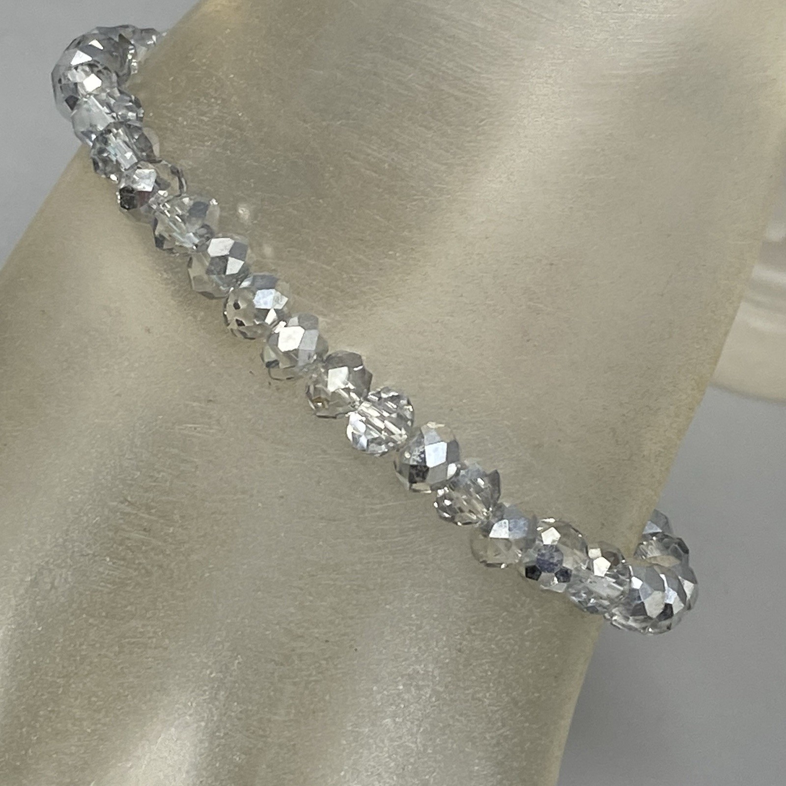 Mini Clear Glass Beaded Bracelet Faceted Iridescent Stretch Fire Polished 7″