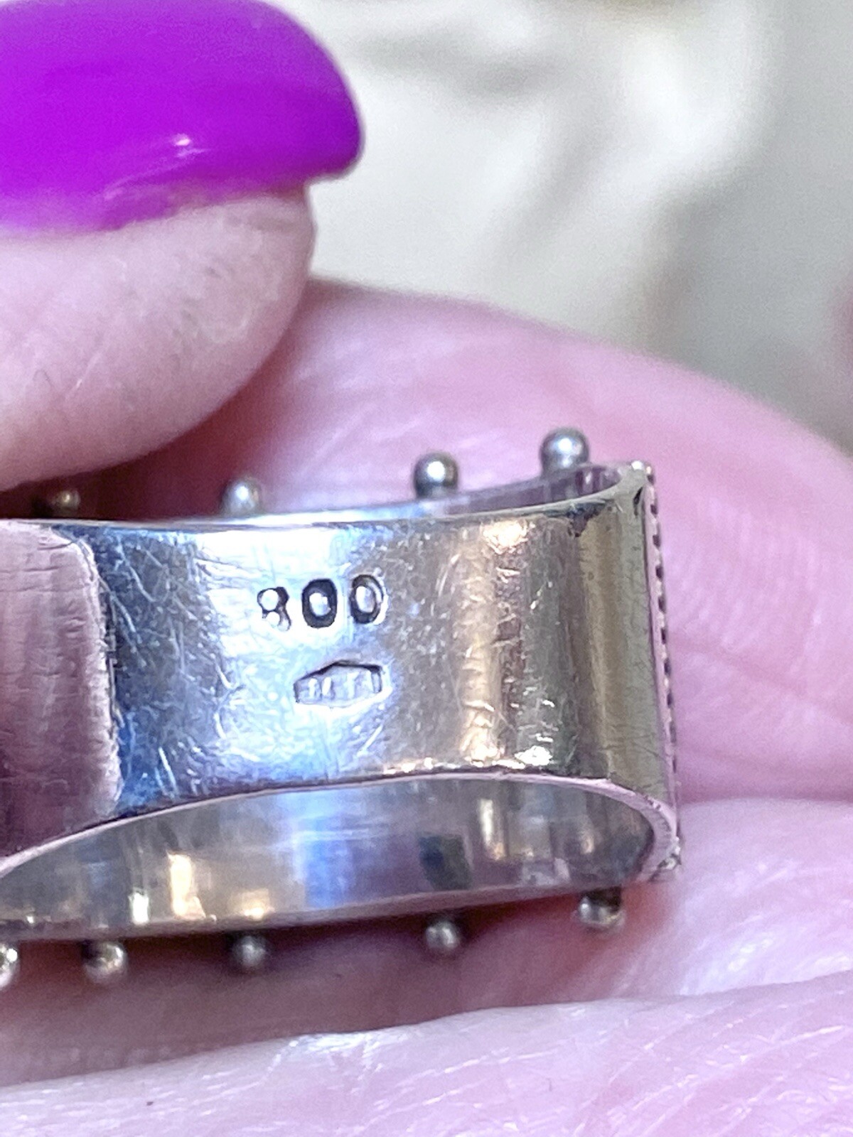BEAUTIFUL Vintage Italian .800 Silver Green Chalcedony Ornate 3-Stone Band Ring
