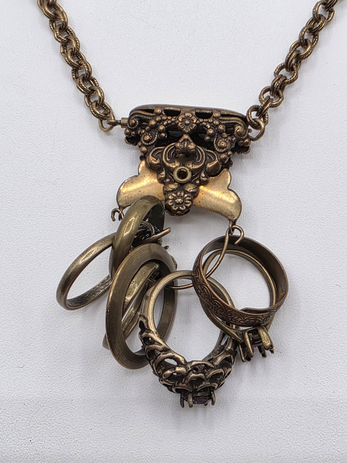 Vintage Jan Michaels Antiqued Brass Double Rolo Link Ring Necklace