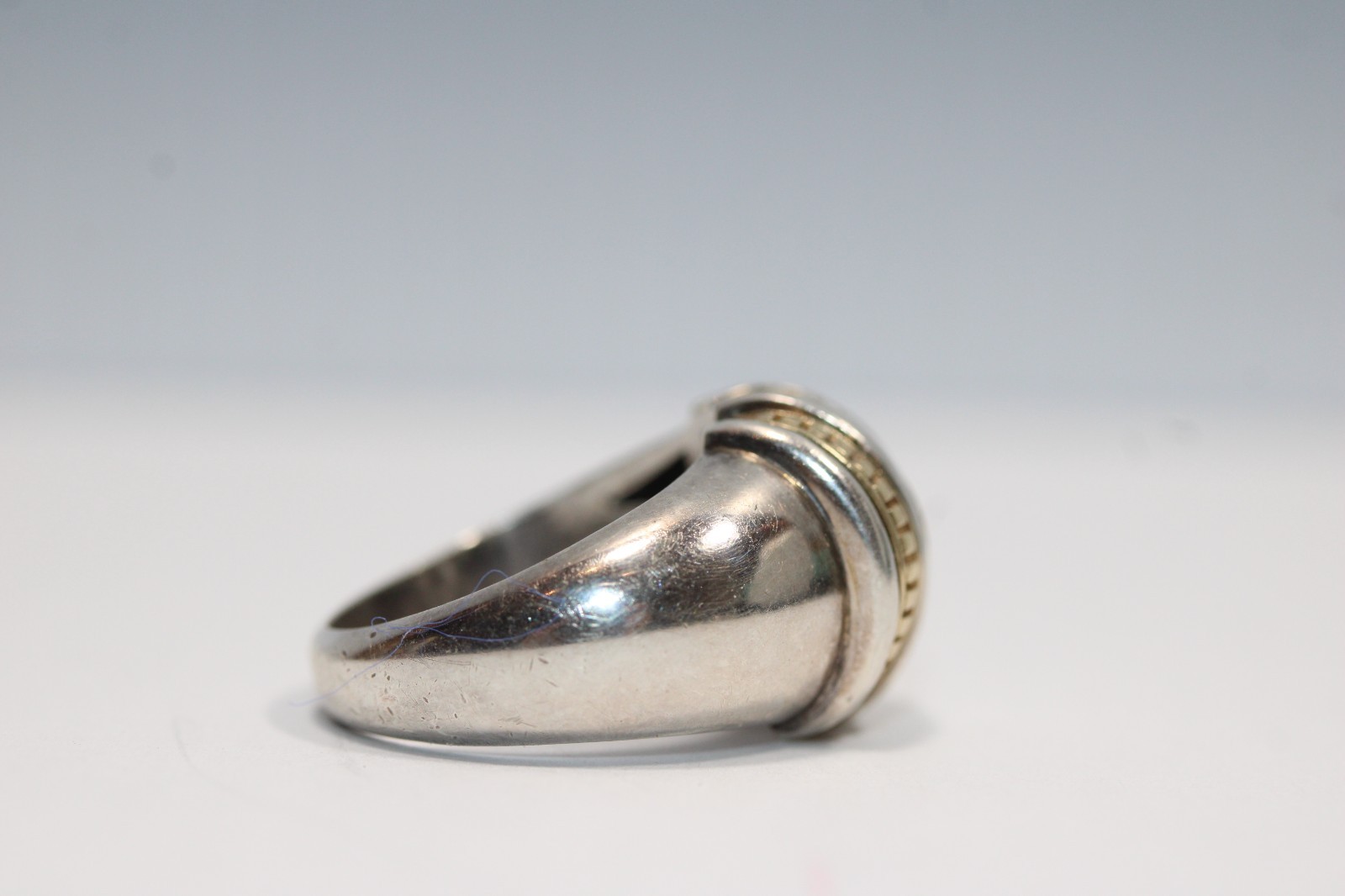 925 Sterling Silver 14K Gold Vintage Modernist Ribbed Dome Ring Size 7