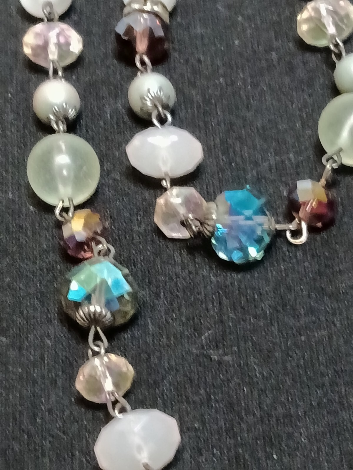 Vintage 37″ Beaded Necklace Antique Gold Colored Metal