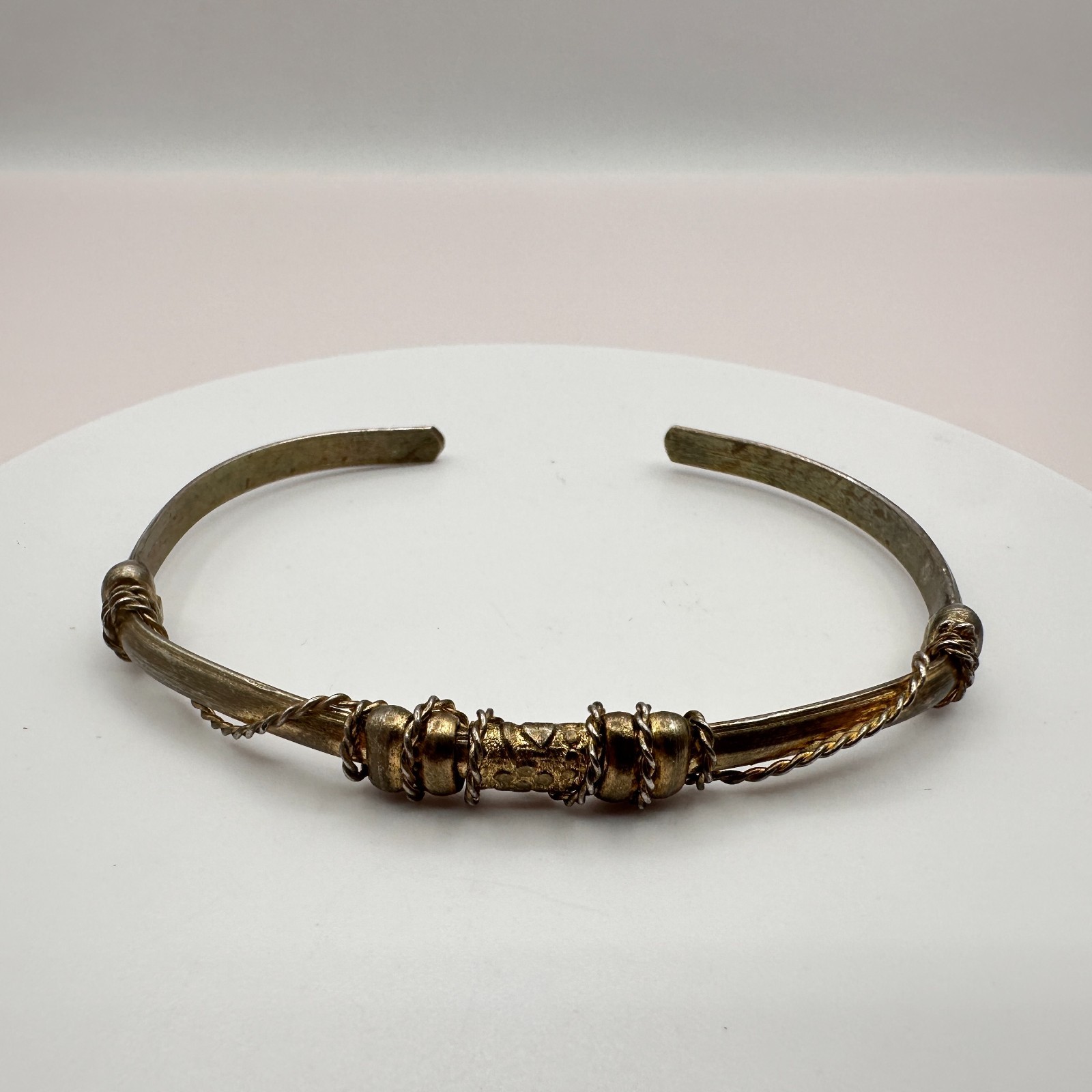 Vintage Y2K Twisted Wire Wrapped Bracelet Retro Women’s Classic Fashion Jewelry