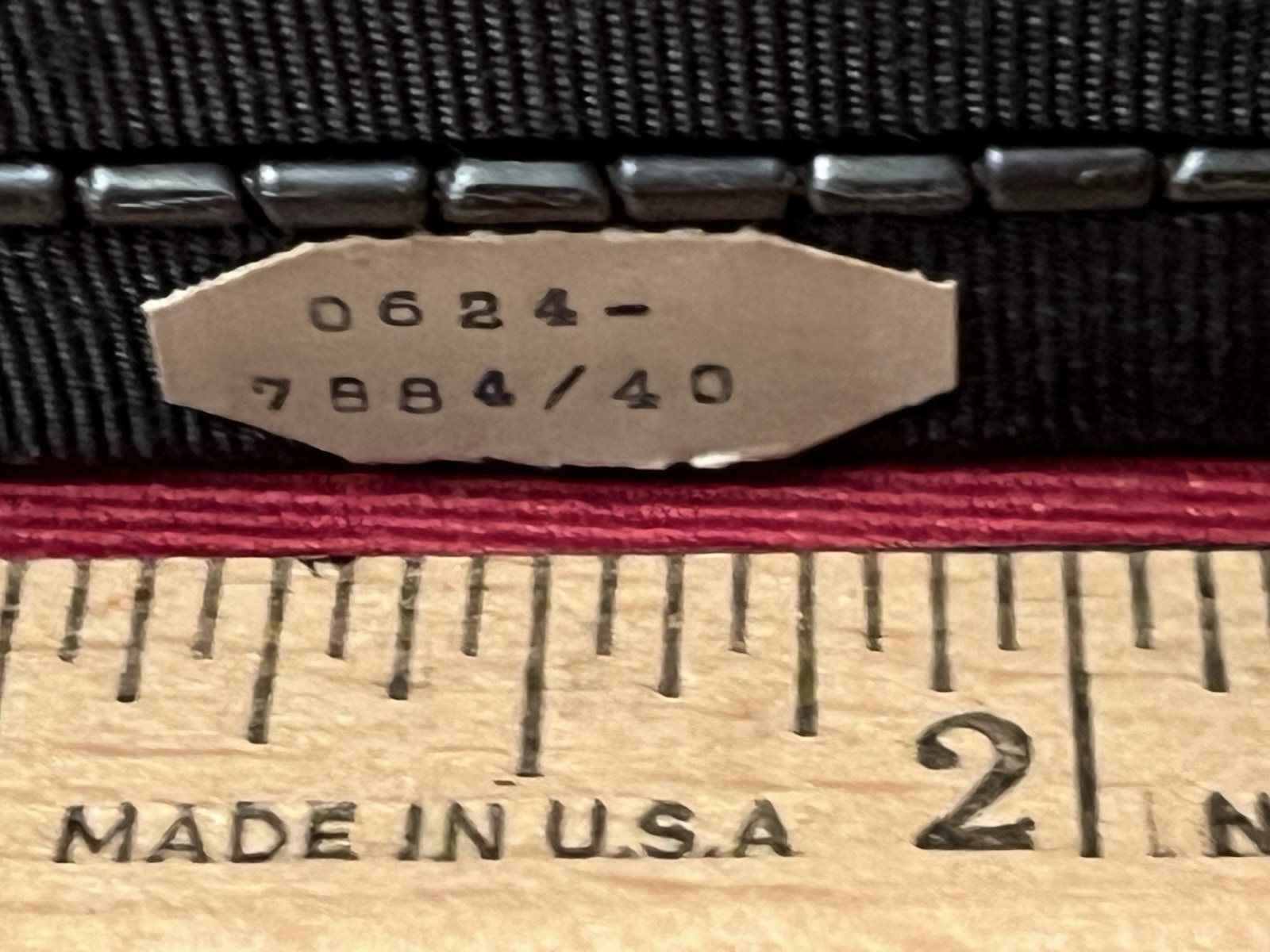 VINTAGE LOT SWANK MENS 1 TIE CLIP 2 SETS CUFF LINKS & ORIGINAL HINGED CASE