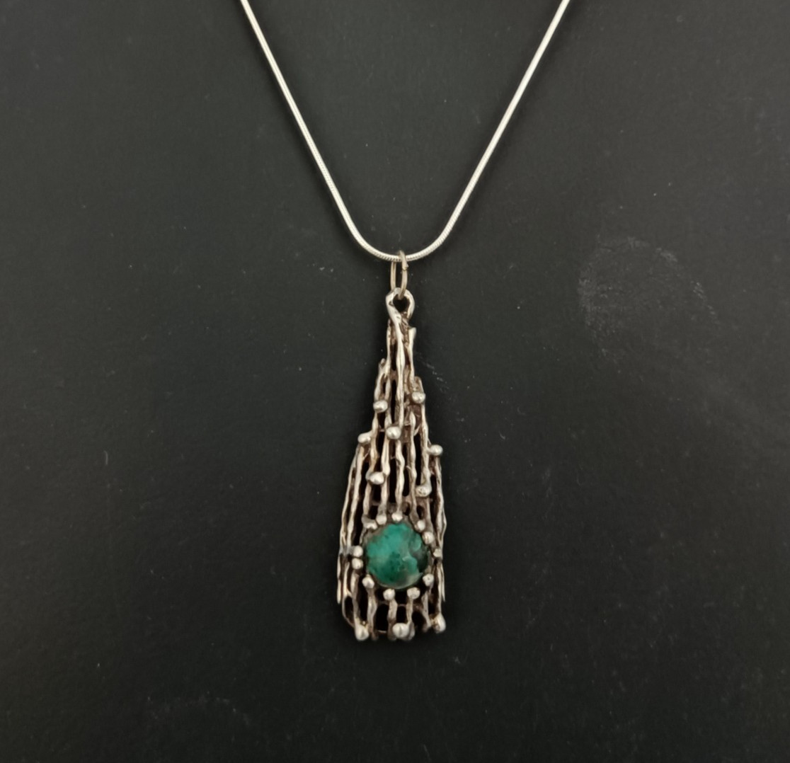 Modernist Brutalist Eilat Stone Pendant Necklace Sterling Silver Israeli 70s VTG