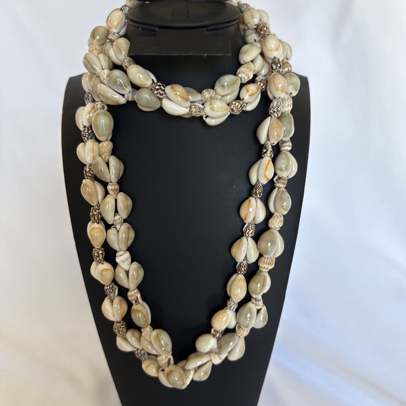 2 Vintage Cowrie Cowry Sea Shell Necklaces Beige White Gray Set Natural Jewlery
