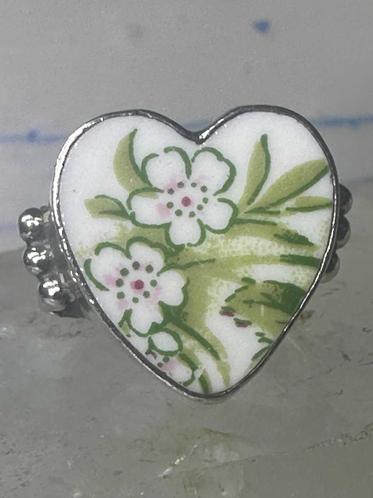 Heart ring Porcelain Ceramic floral flowers Valentine band size 8.50 sterling si