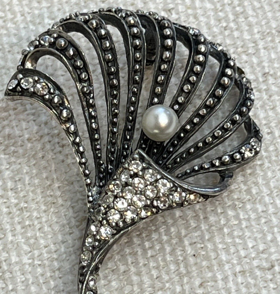 Floral 925 Sterling Silver & Clear Rhinestones Brooch Pin With Single Pearl