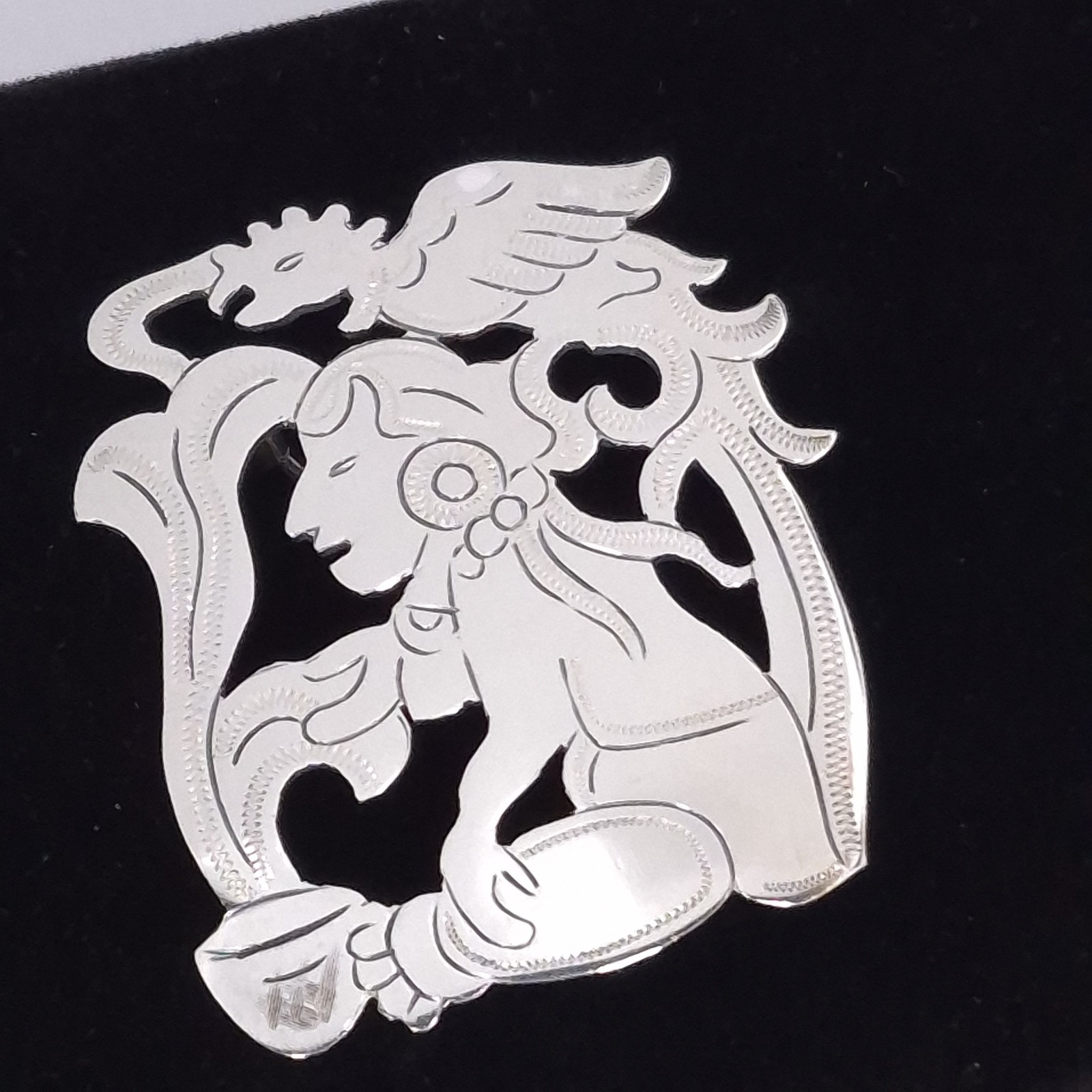 Vintage La Dama Guatemala 900 Fine Silver Mayan Quetzal Bird 1.5” Pin Brooch