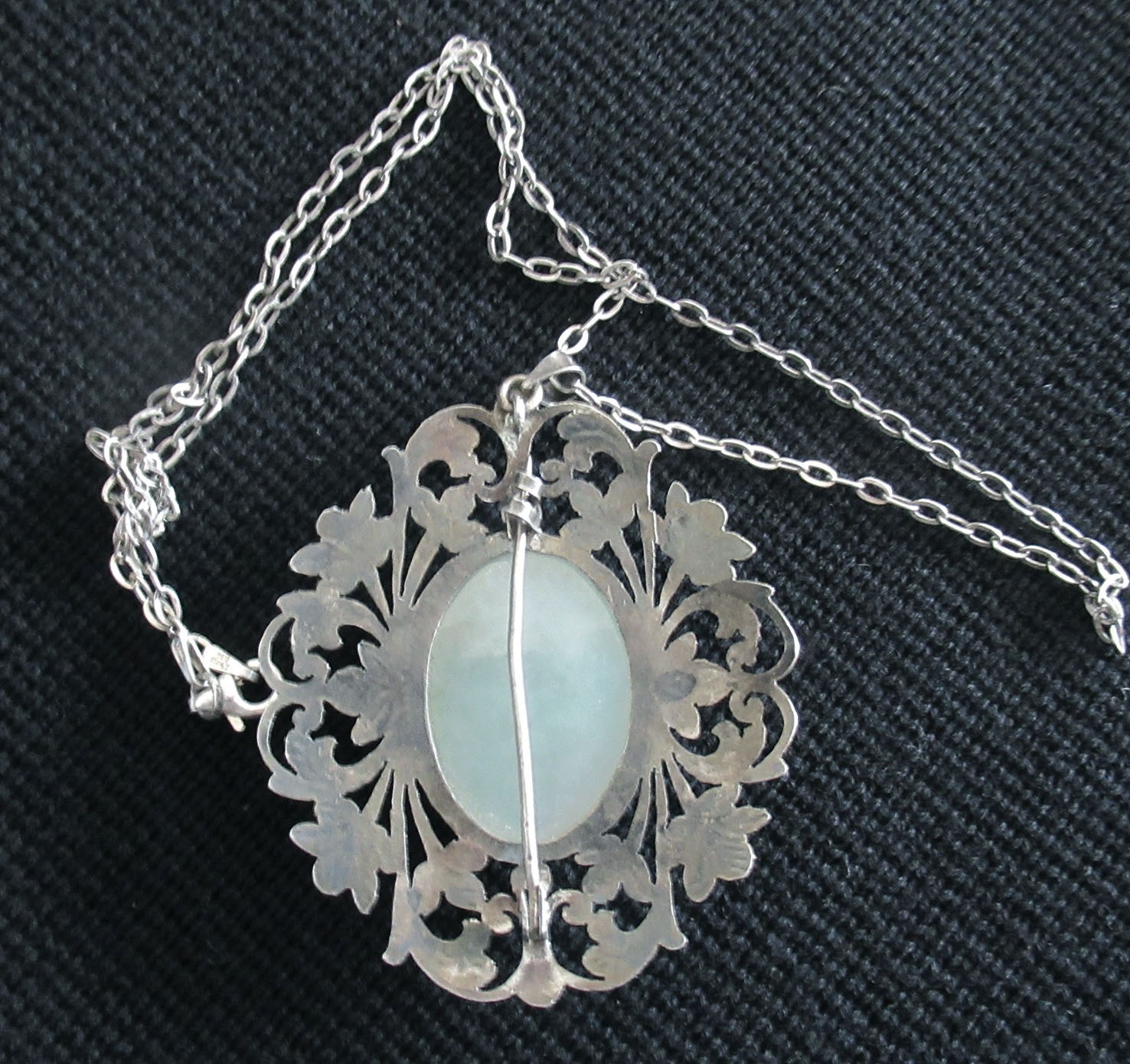 VINTAGE STERLING PENDANT NECKLACE w JADE?, 2 3/8 INCHES PENDANT, 18 IN CABLE CHN