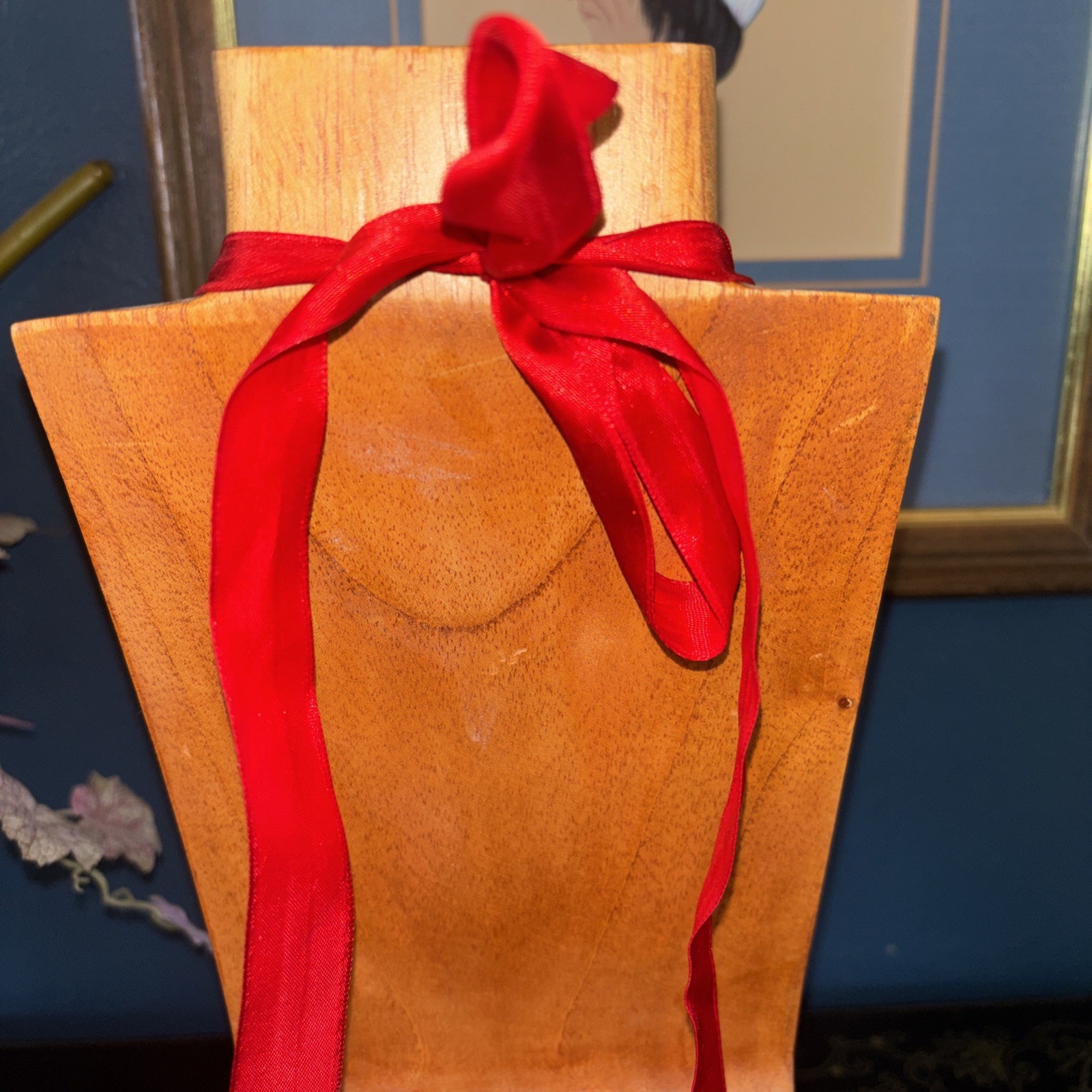 Vintage Inspired Red Resin Hand Knotted Necklace With Rinestone Accent