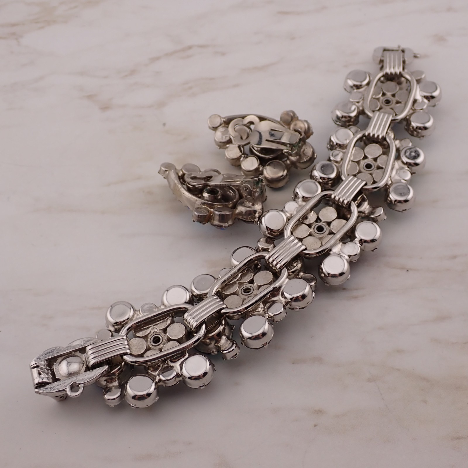 VTG Juliana 5 Panel AB Blue Rhinestone 7 1/4″ Silver Tone Bracelet Earring Set