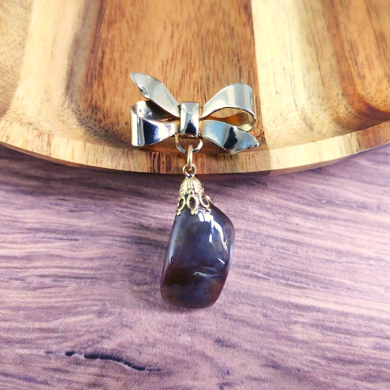 Vintage Brown Agate Stone Brooch with Gold tone Bow