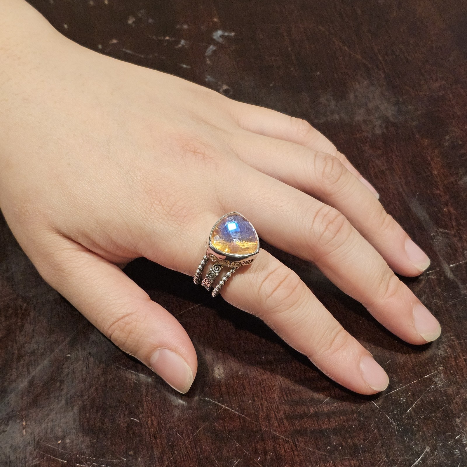 Sajen 925 Sterling Silve Rainbow Champagne Quartz Ornate Ring Size 10 – 15.36 g