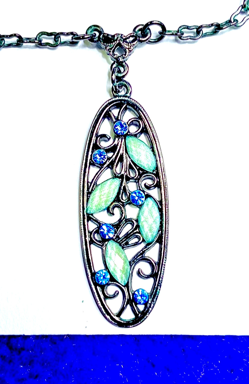 VINTAGE🇺🇸1928 SECRET GARDEN BLUE+IRIDESCENT GREEN AUSTRIAN CRYST NECKLC VG✨VTG