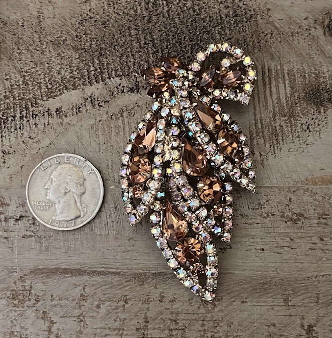 Vintage Weiss Unsigned Crystal Aurora Borealis Brown Topaz Leaf Large 3” Brooch