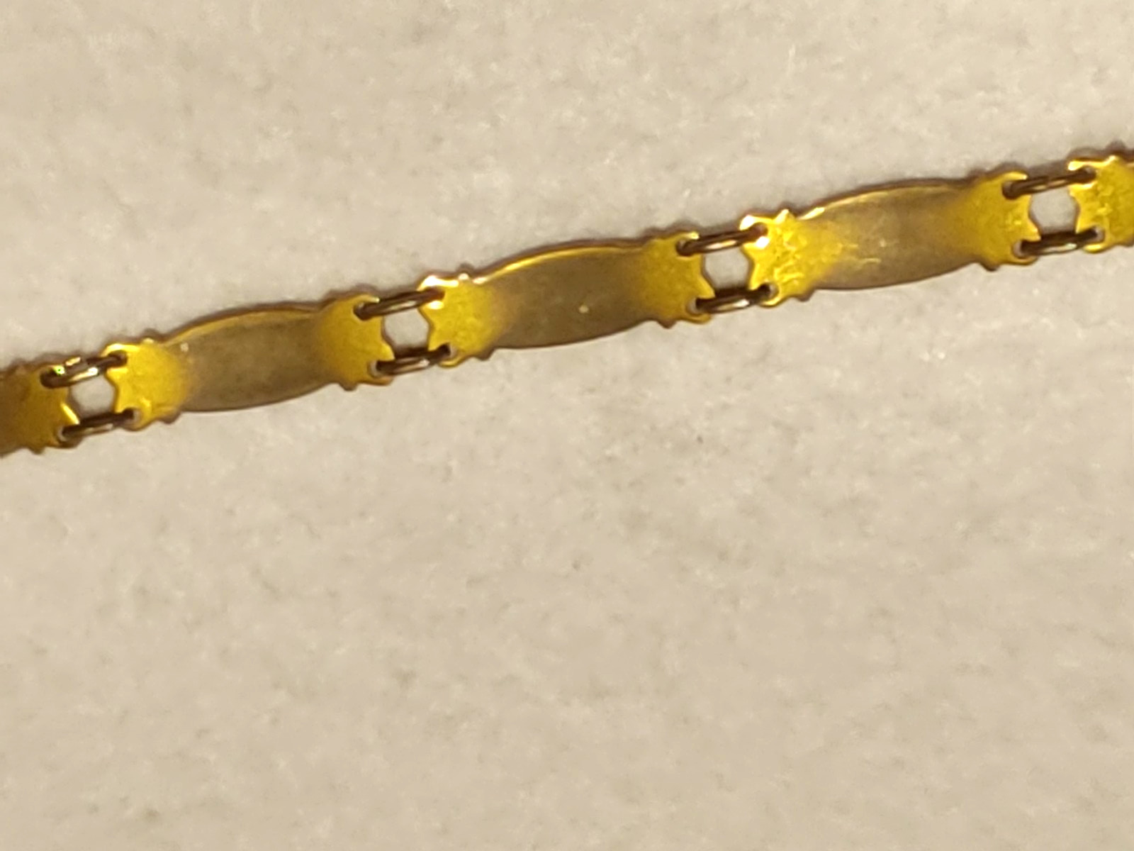 vintage – bracelet – Metal Goldtone – 1/4 in x 6 1/2 in Long