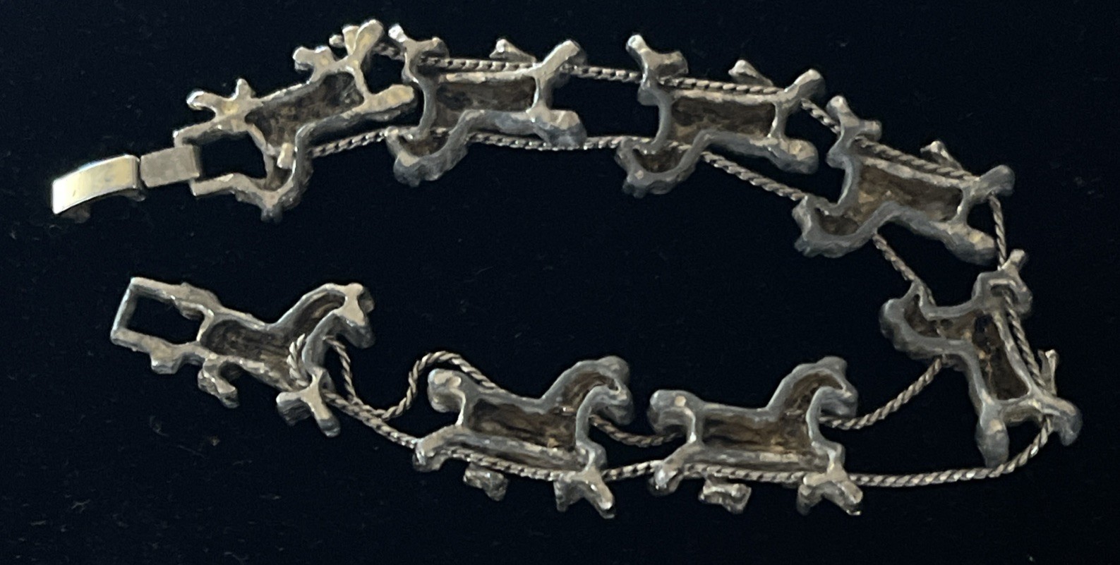 Vintage Cantering Horses Slide Bracelet – Solver Tone Equestrian Charm Jewelry