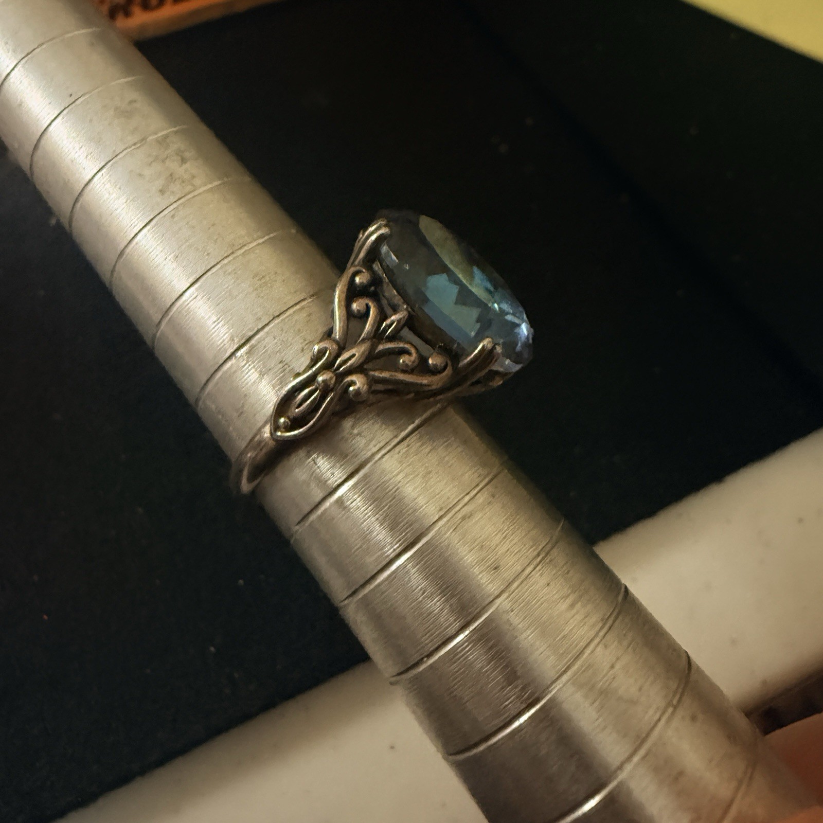 Sterling Silver Rainbow Topaz Aquamarine Blue Ring Size7. Very Pretty Antique
