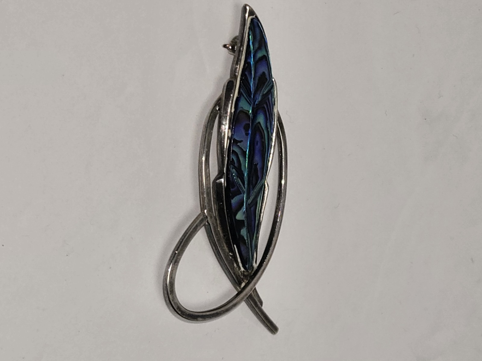 Vintage Ataahua Signed Paua Abalone Shell Leaf Brooch