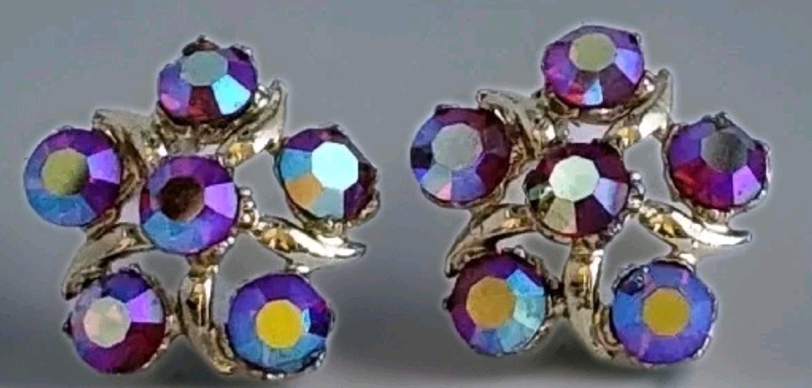 AURORA BOREALIS PURPLE BLUE PINK HUES FLOWER CLIP-ON EARRINGS-1.25″ DIAMETER