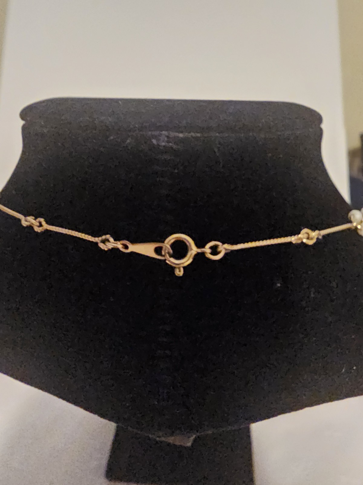 Avon Gold Tone Faux Pearl Cluster Station Necklace 24 Inch Yellow Gold Plated